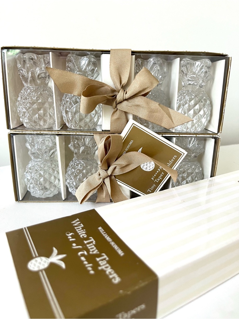 William Sonoma Set 8 Tiny Glass Pineapple Taper Holders and 12 Candles